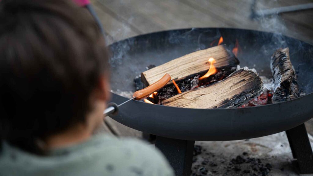 kid bonfire cooking