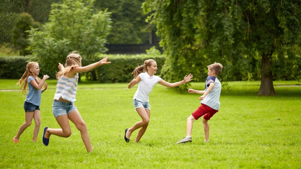 kid outdoor games