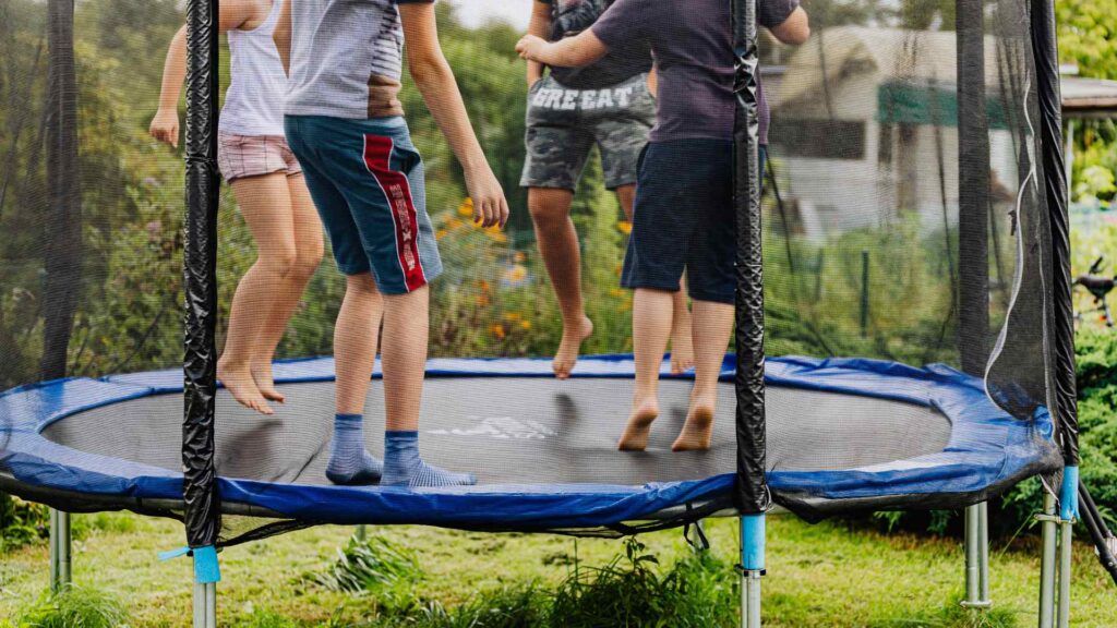 trampoline games